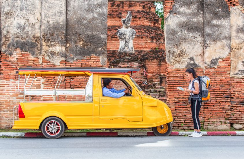 O scurta istorie a taximetriei si a inchirierii de masini