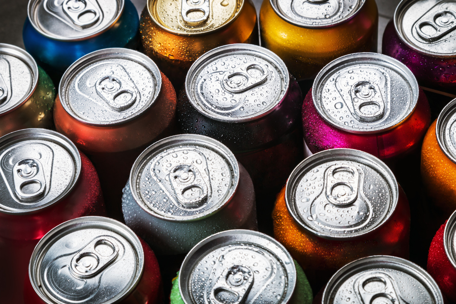 aluminum-cans-soda-background