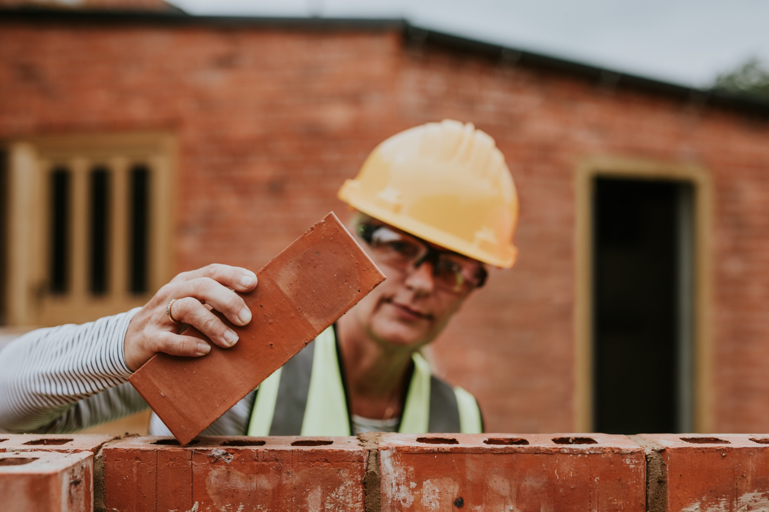 De ce sunt importante materialele de constructie rezistente?