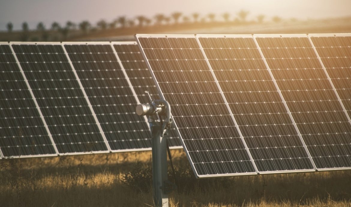 Ce tipuri de sisteme fotovoltaice sunt eligibile pentru programele de finanțare?