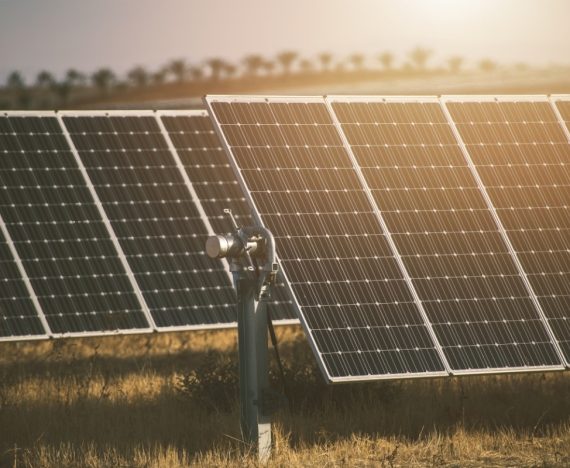 Ce tipuri de sisteme fotovoltaice sunt eligibile pentru programele de finanțare?