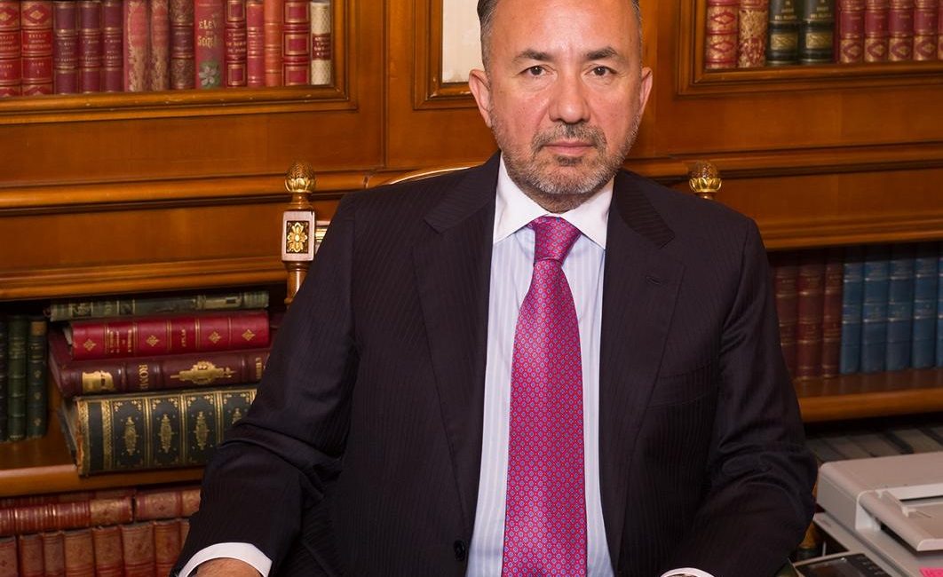 Dragoş Dobrescu