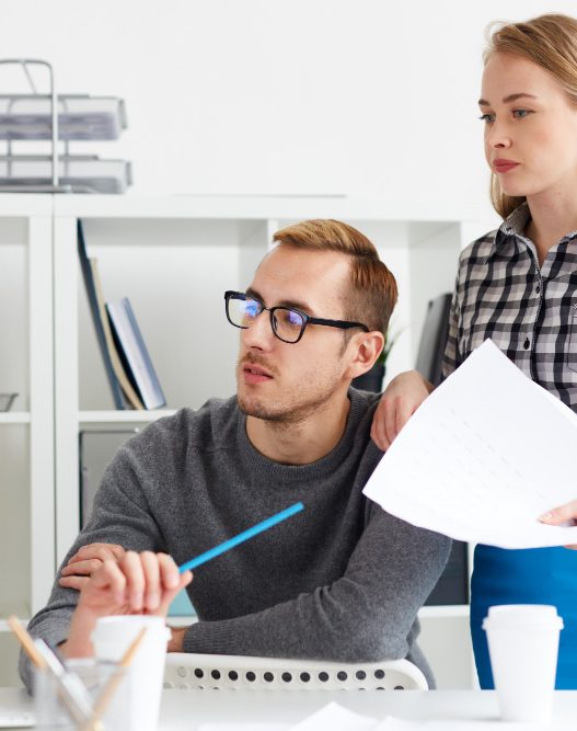 Cum se compară veniturile unui marketer afiliat cu cele ale unui specialist PPC